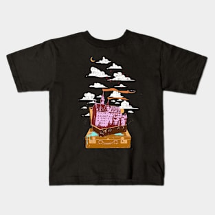 TRAVEL CASTLE Kids T-Shirt